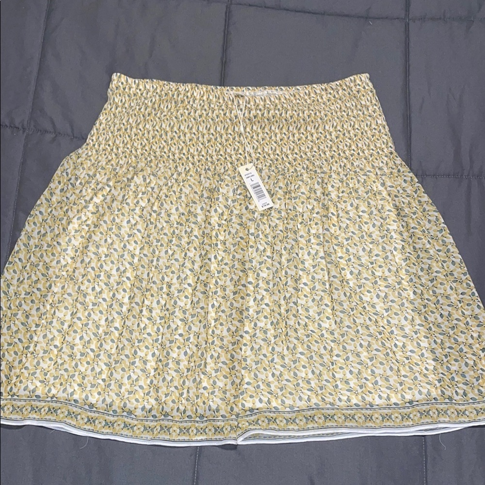 NWT Max Studio Wide Elastic Waistband Lined Mini Skirt.‎  Size Large.